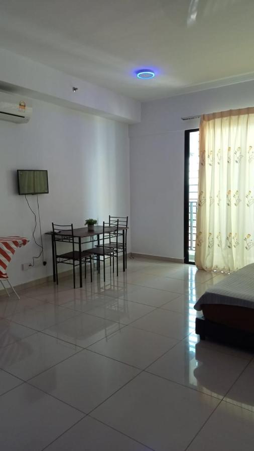 Icity Homestay Shah Alam Esterno foto